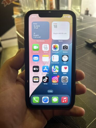 iphone ikinci el: IPhone 11, 64 GB, Qara