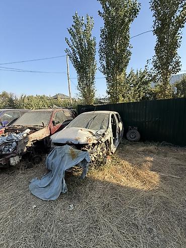 не пригодился: Honda Civic: 1990 г., Седан — 4