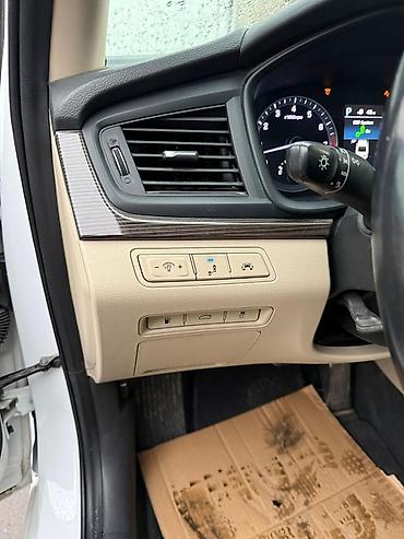 Hyundai: Hyundai Sonata: 2019 г., 2.4 л, Типтроник, Бензин, Седан — 7