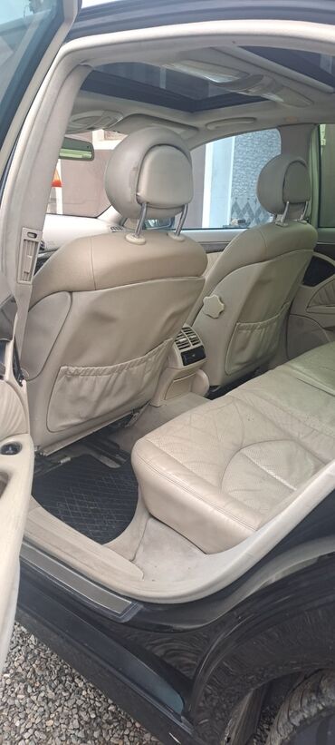 Mercedes-Benz: Mercedes-Benz E 240: 2.6 l | 2002 il Sedan — 9