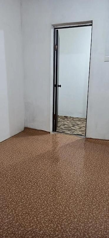 с квартирантами: 18 м², 2 комнаты, Алтын-ордо ж/м, Парам без детей — 3