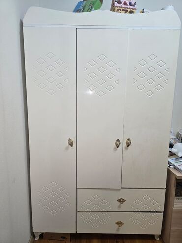 ikinci əl dolab: Qarderob, paltar dolabı