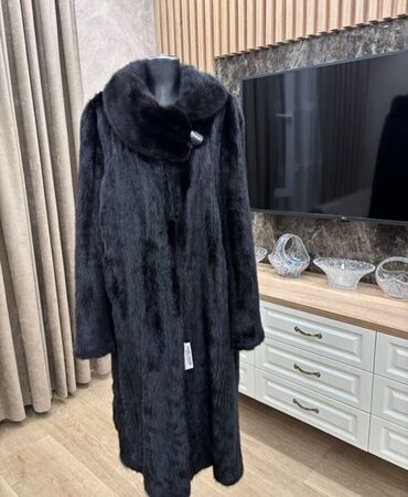 обувь для охоты: Длинная норковая шуба, цвет — насыщенный черный. Особенности: -