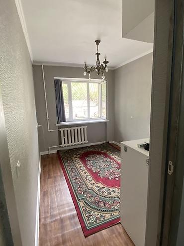 flat in osh: 2 адамга квартира берилет 
8 микрорайон — 2