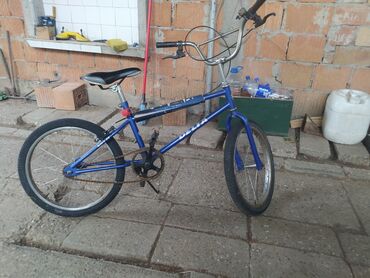 Bmx20 probusena zadnja guma
