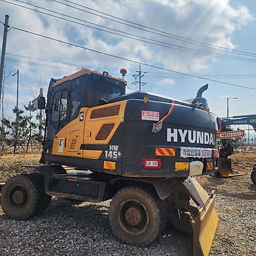 Экскаваторы: Экскаватор, Hyundai, 2021 г., Колесный — 3