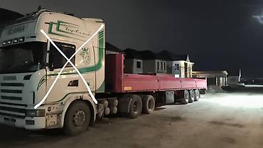 Аренда транспорта: 🚛 **ПРОДАЁТСЯ БОРТОВОЙ ПОЛУПРИЦЕП** 🔹 Год выпуска: 2000 🔹 Цвет — 3