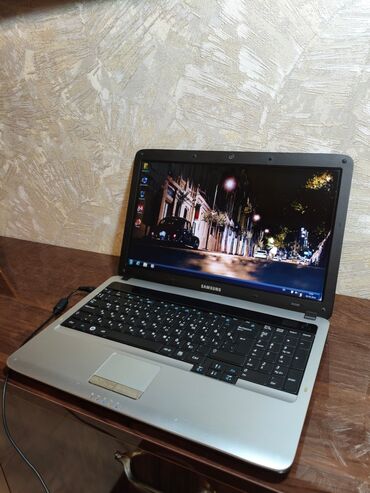 Ноутбуки: Ноутбук, Samsung, 4 ГБ ОЗУ, Intel Celeron, 15.6 ", Б/у, Для несложных задач, память HDD