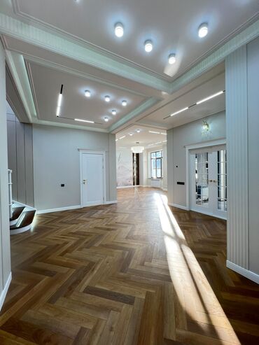 Продажа домов: Дом, 320 м², 6 комнат, Агентство недвижимости, Дизайнерский ремонт — 12