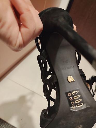 Sandale: Ženske sandale na štiklu – crne, brenda Vices. - Dizajn: atraktivne — 1