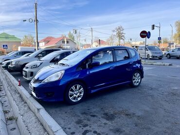 сивик левый: Honda Fit: 2008 г., 1.5 л, Автомат, Бензин, Хэтчбэк