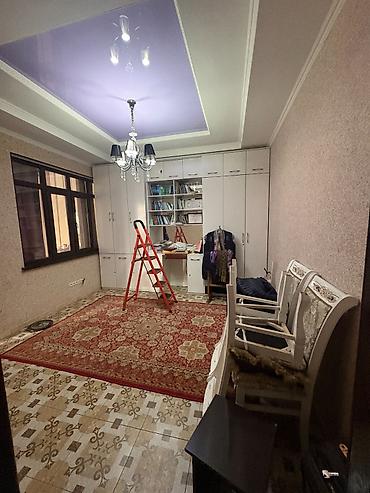 Продажа коттеджей и домов: Срочно продается 3 этажный дом в районе Восточного Автовокзала площадь — 6