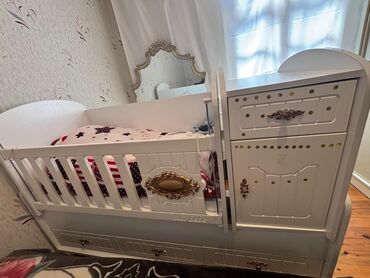 Beşiklər: Oğlan və qız üçün, Dördbucaq, Beşik