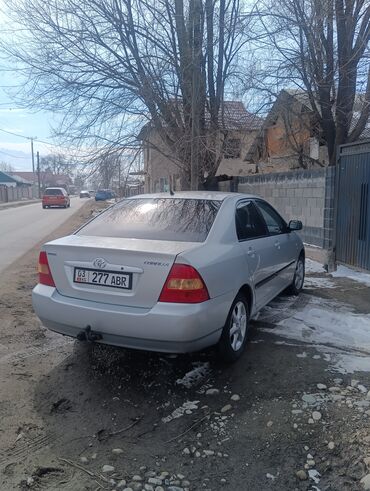 Toyota: Toyota Corolla: 2003 г., 1.4 л, Механика, Бензин, Седан