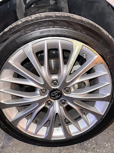 Диски R 18 Toyota, Комплект, отверстий - 5, Б/у at lalafo.kg Диски R 18 Toyota, Комплект, отверстий - 5, Б/у