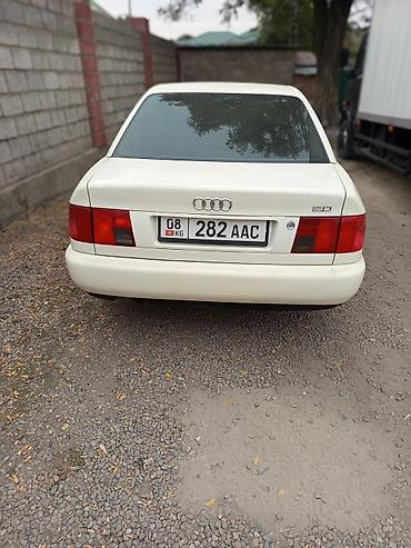 Продажа авто: Audi A6: 1995 г., 2 л, Механика, Бензин, Седан — 3