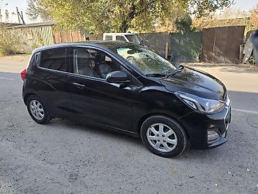 телефон для авто: Chevrolet Spark: 2017 г., 1 л, Вариатор, Бензин, Хэтчбэк — 9