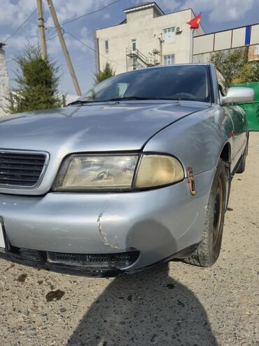 Audi: Audi A4: 1995 г., 1.6 л, Механика, Бензин, Седан — 10