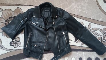 продаю куртки: Кожаная куртка, Косуха, M (EU 38)