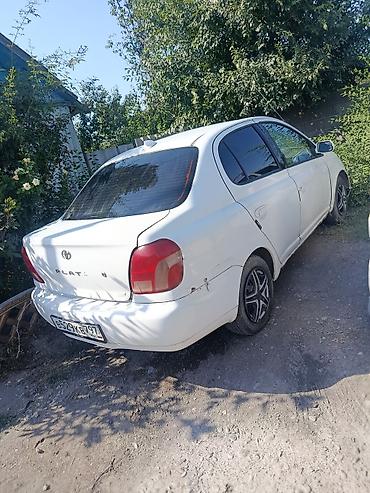 Транспорт: Toyota Platz: 2003 г., 1.3 л, Автомат, Седан — 1