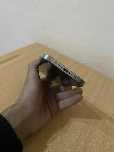 dubai variant iphone: IPhone 15 Pro, Natural Titanium, Face ID — 4