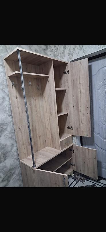 Dəhliz dolabları: İşlənmiş, 2 qapılı, Güzgülü, Açılan, Künc dolab — 3