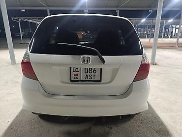 Honda: Honda Fit: 2005 г., Хэтчбэк — 5