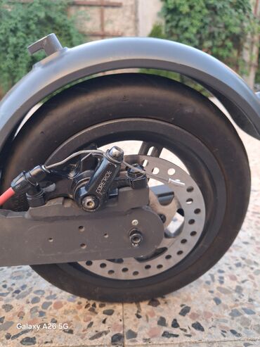 Mopedlər,skuterlər: 1000 manata almışam 1 il sürmüşəm.Heç bir problemi yoxdur.Sadəcə — 8