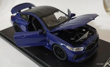 модель: BMW M8 Gran Coupé 1:32. model avtomobil maketi - Miqyas: təxmini — 8