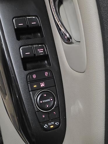 Kia: Kia Carnival: 2019 г., 2.2 л, Автомат, Дизель, Минивэн — 14