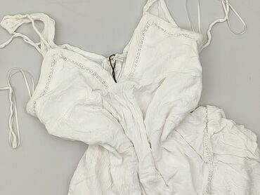 koszulki anime cropp: PULL&BEAR, Women`s top, size XS