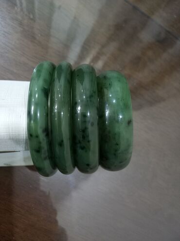 Браслеты: Браслет нефритовый at lalafo.kg — 25 Браслеты: Браслет нефритовый — 25