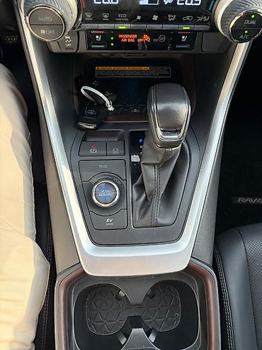 ev: Toyota RAV4: 2020 г., 2.5 л, Автомат, Гибрид, Кроссовер — 2