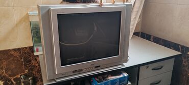 jvc interiart musee tv: İşlənmiş Televizor JVC 54" Ünvandan götürmə