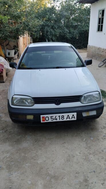 объем 1: Volkswagen Golf: 1995 г., 1.8 л, Механика, Бензин, Хетчбек