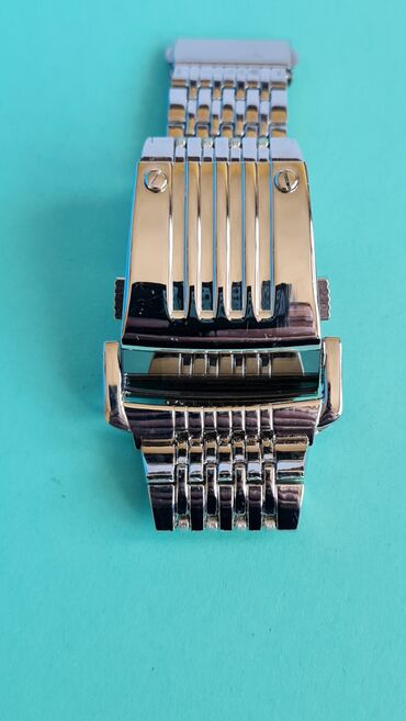 Ručni satovi: Klasični sat, Muški — 32