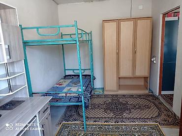 Продажа коттеджей и домов: Тихом и благополучном районе. Дом построен из жженого кирпича, воденой — 15