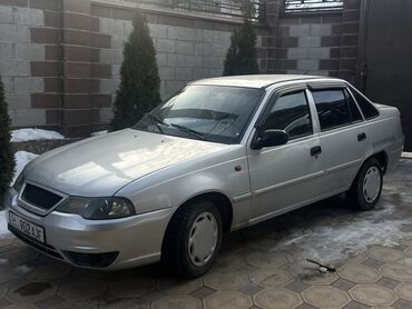 Daewoo: Daewoo Nexia: 2008 г., 1.6 л, Механика, Бензин, Седан