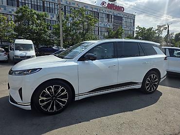 5 100 17: Dongfeng : 2026 г., 1.5 л, Электромобиль, Внедорожник — 2