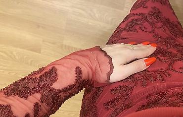 kəhrəba rəngi: Məhsul: Zərif qırmızı/marsala rəngli ziyafət paltarı - Model: Dizdən — 2