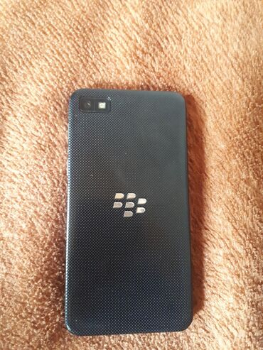 телефон blackberry: Blackberry Z10, 32 ГБ, цвет - Черный