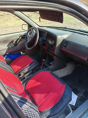 g klas: Volkswagen Passat: 1990 г., 1.8 л, Бензин, Седан — 5