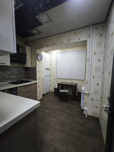 Uzunmüddətli kirayə mənzillər: Xalqlar Dostluğu metrosuna 5-10 dəqiqəlik məsafədə,10 mərtəbəniin,8-ci — 7