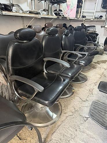 saç stolu: Salon kreslo iwleydi herwey — 1