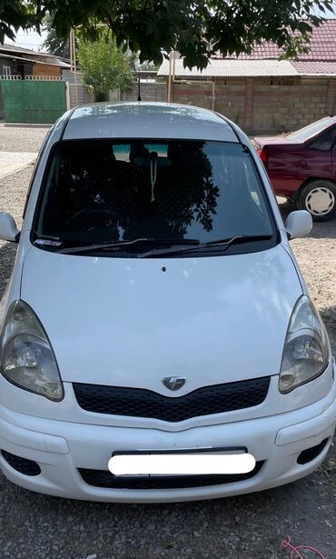 машине сатылат: Toyota Funcargo: 2003 г., 1.3 л, Автоматтык, Бензин, Хетчбек