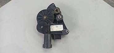 MOTOR OTVARANJA GEPEKA ZA AUDI A8 OD 2003. DO 2009. GOD. | Motor — 1