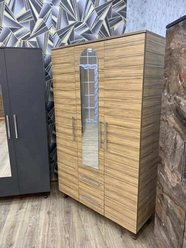 Dolablar: Yeni, Açılan, 3 qapılı Qarderob, paltar dolabı — 6