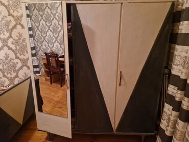 турецкая мебель в баку каталог: İşlənmiş, Açılan, 3 qapılı Düz dolab, Dolab-asılqan
