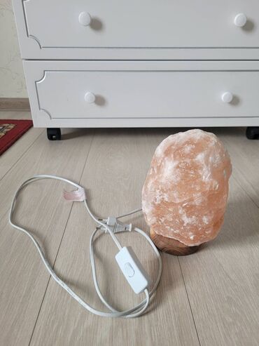 Освещение: Лампа из гималайской соли в Оше 2,8 килограмма преимущества: 1