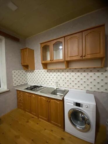 Mətbəx mebeli: Ölçü: 3,5. Qiymet:80 AZN